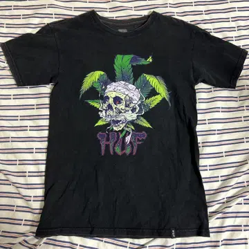 HUF T셔츠 S 사이즈