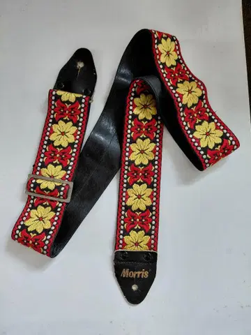 Morris [ 모리스 ] 꽃무늬 자수 기타 스트랩 히피 빈티지