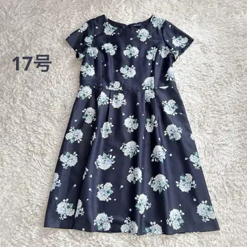 새상품급 뉴요커 꽃무늬 원피스 17호 네이비 반팔 빅 사이즈