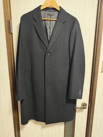 블랙 체스터 코트