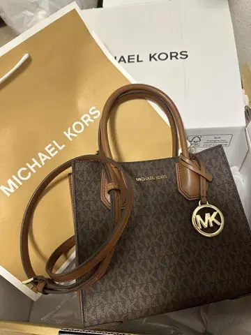 MICHAEL KORS