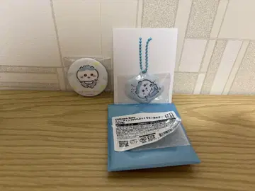 치이카와 베이비 트레이딩 PVC 통통 키링과 캔뱃지 하치와레
