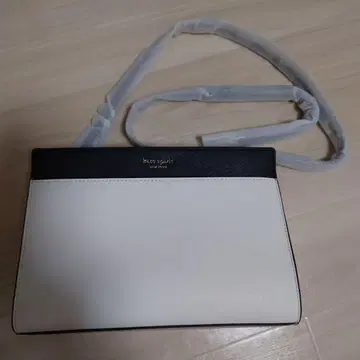 미사용 새상품(상품 설명을 필독 바랍니다!) kate spade 숄더백