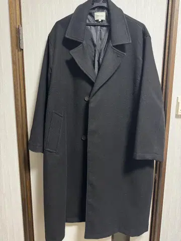 블랙 체스터 코트
