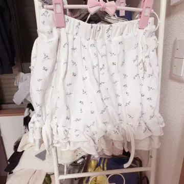 Whinny 베이비 플라워 펀치 꽃무늬 숏팬츠 지뢰 양산