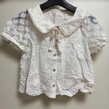 Liz Lisa 레이스 반팔 블라우스