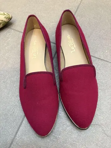 새상품급 르탈론 24.5cm 펌프스
