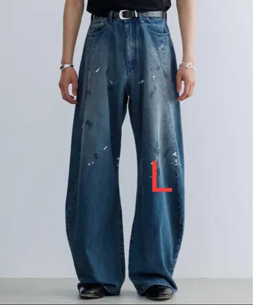 SINSS 'Baggy silhouette curve denim'