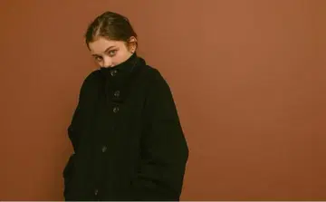 PINUE 2021 winter 스탠드 카라 롱 코트 블랙