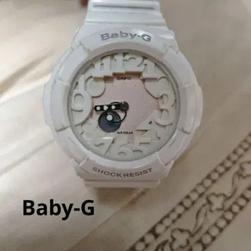 Baby-G 화이트 손목시계 새상품급 배터리 방전