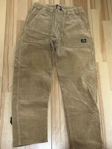 Wrangler 코듀로이 워크 팬츠 베이지