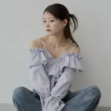 chico 2way 크로스프릴 디자인 블라우스 블루
