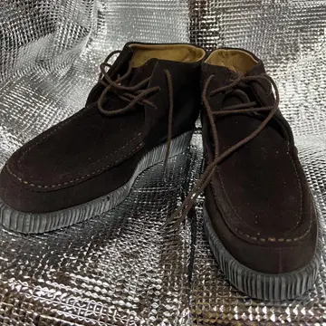 BALLY 다크 브라운 스웨이드 처카 부츠