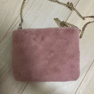 핑크 퍼 숄더백