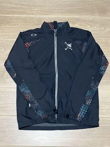 Oakley(오클리) 블랙 집업 자켓