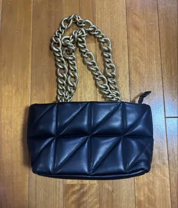 ZARA 핸드백