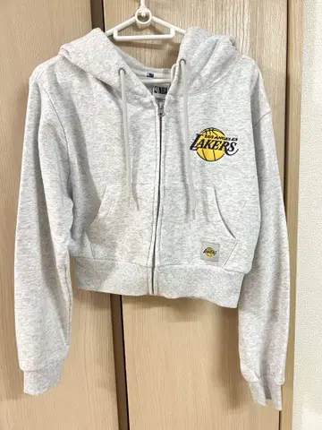 [ 미사용 ] GYDA 제이다 NBA STONE 맨투맨 숏 후드티