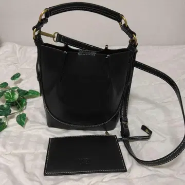 ZARA 탑스티치 버킷 백