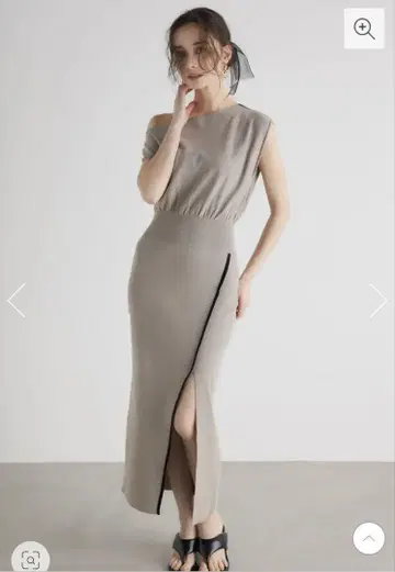 리엔다 라인 디자인 원숄더 Knit OP