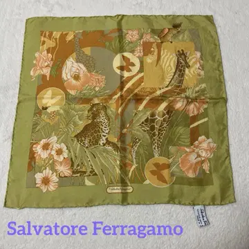 새상품급 미니 스카프 동물 호랑이 기린 꽃무늬 실크 살바토레 페라가모