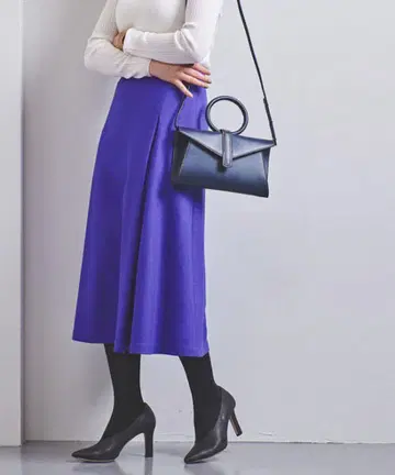 UNITED ARROWS UBCB 턱 플레어 스커트 36