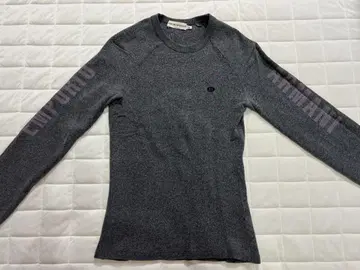 EMPORIO ARMANI 긴팔 M 사이즈
