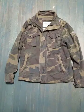 Abercrombie & Fitch 센티넬 재킷 S 카모플라쥬