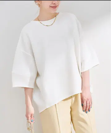 택 포함 새상품 완판템 B.C STOCK 종이상자 하프 슬리브 풀오버