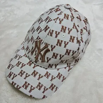 완판템 MLB Korea NY YANKEES 모노그램 캡