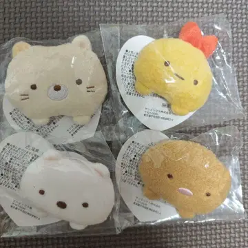 스미코구라시 인형 배지