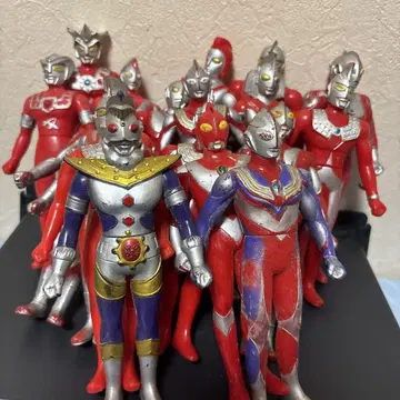 옛날 울트라맨 19체 피규어 세트