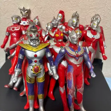 옛날 울트라맨 19체 피규어 세트