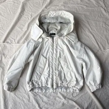 Chloma shelter coat white