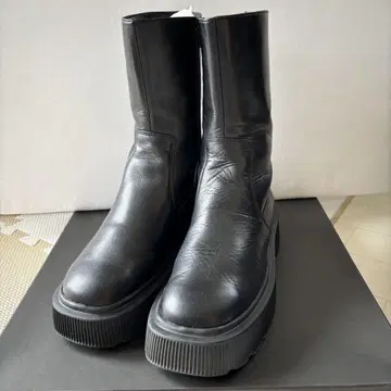 UNITED TOKYO 부츠 블랙 통굽