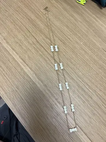 화이트 리본 롱 목걸이