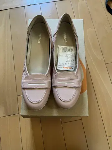페달라 플랫슈즈 23.5cm 핑크