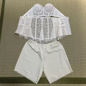 브라이덜 이너 C65
