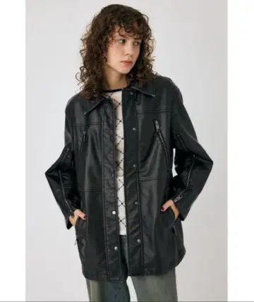 MOUSSY AGED F/LEATHER MIDDLE 자켓 블랙