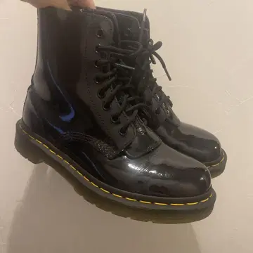Dr.Martens 닥터마틴 8홀 부츠 UK5 24cm