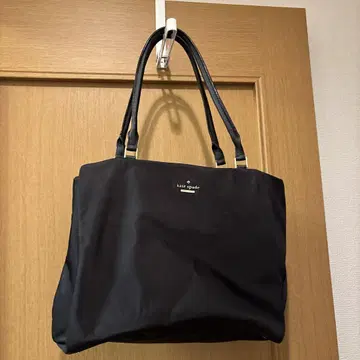 케이트 스페이드 블랙 나일론 토트백