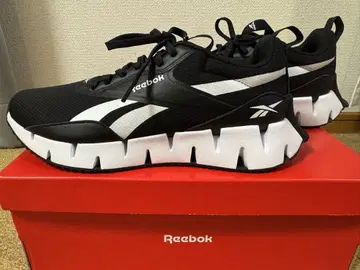 Reebok 스포츠 슈즈 블랙/화이트