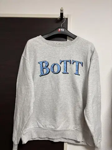BoTT APPLE BUTTER STORE 맨투맨