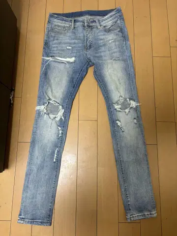 mnml 데미지 데님 가공 32 사이즈