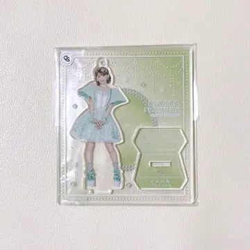 CUTIE STREET 이타쿠라 카나 초기 의상 아크릴 스탠드