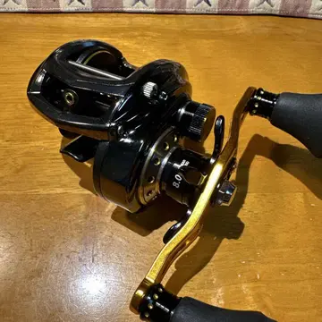 아부 REVO 빅슈터 컴팩트 레프트
