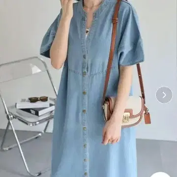 새상품급 데님 블루 스탠드 카라 셔츠 원피스 라이트 블루