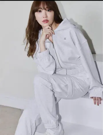herlipto Flight Mode Zip Hoodie