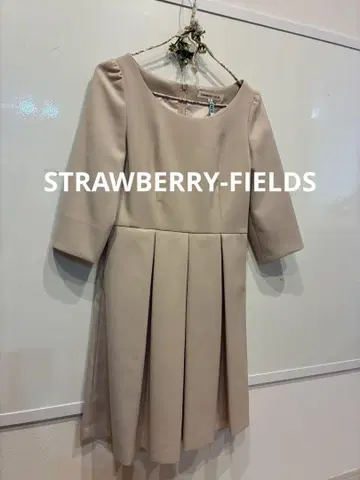 STRAWBERRY FIELDS 스트로베리 필드 원피스