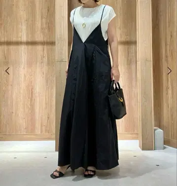 현행 모델 vin Size 38 롱 원피스