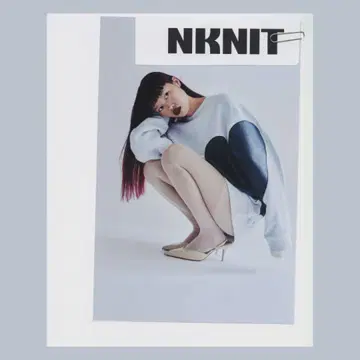 NKNIT 하트 맨투맨